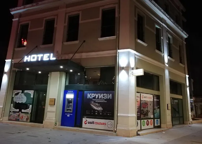 Хотел Плаза 3*